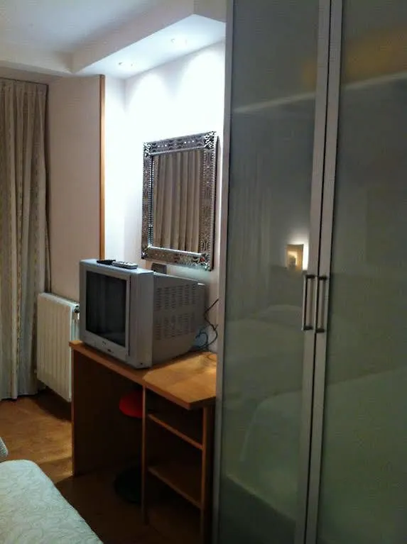 Guest house Hostal Del Carmen Santander